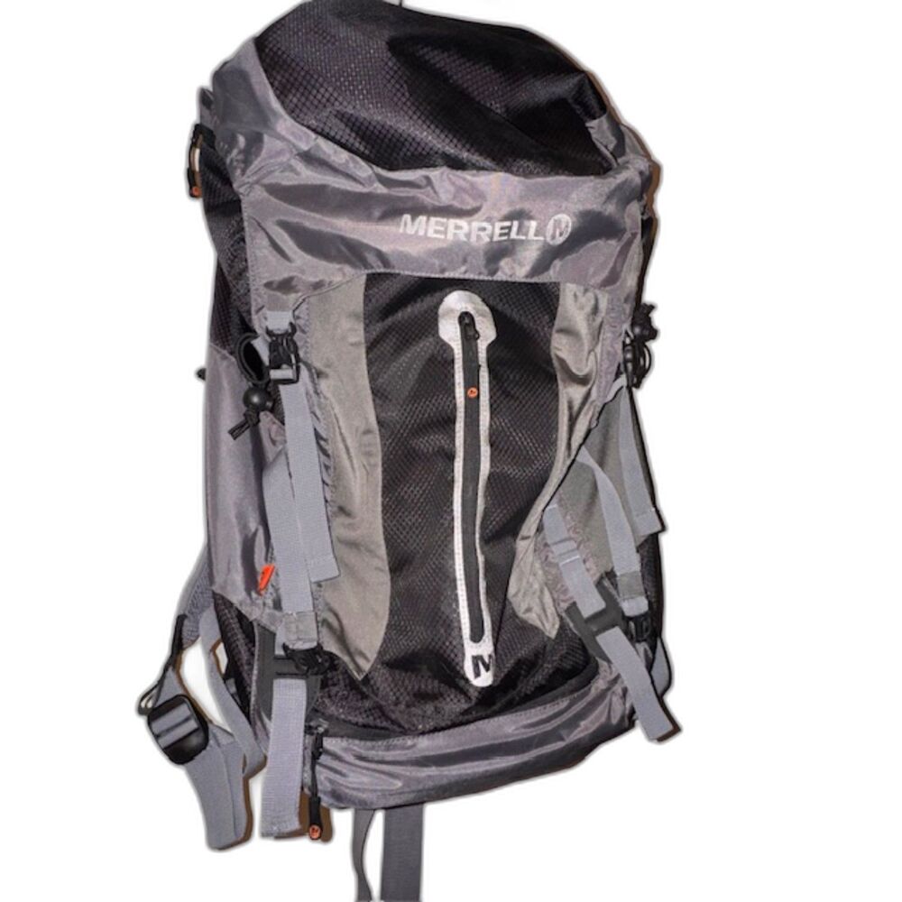 Merrell Tamarack Hiking Backpack - Picture 2 of 10